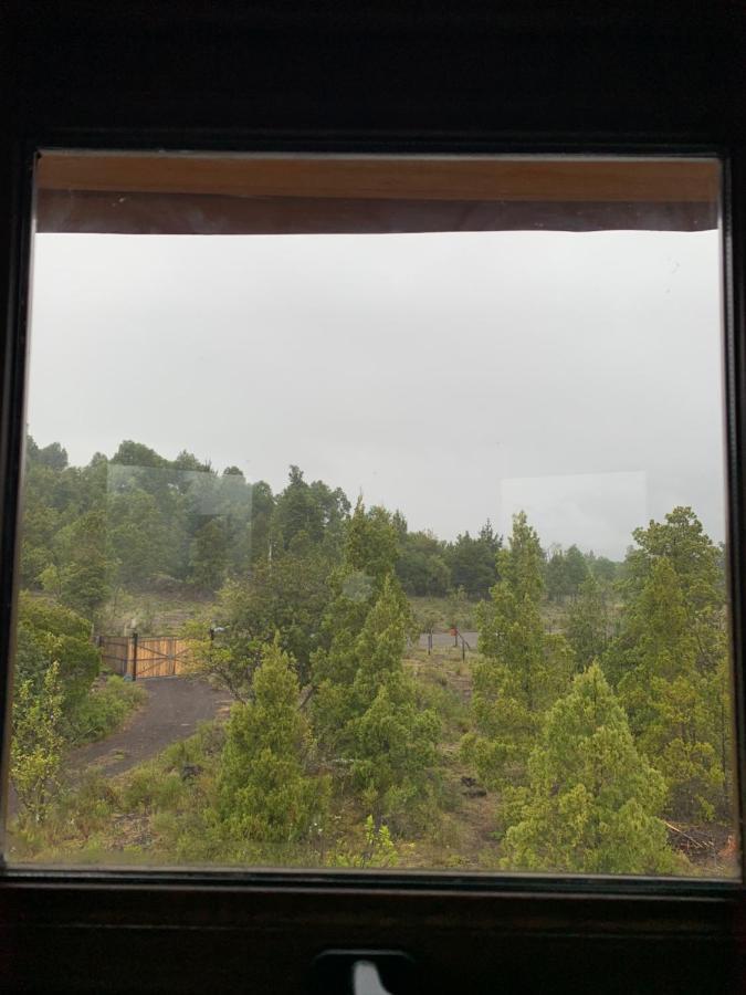 Domo Conguillio Conecta Con Tu Energia Sagrada Junto Al Salto Truful Truful Con Una Vista Majestuosa Que Podras Disfrutar En Una Tinaja Una Experiencia Que Alineara Tu Espiritu Y Tu Energia Interior Vivelo メリペウコ エクステリア 写真