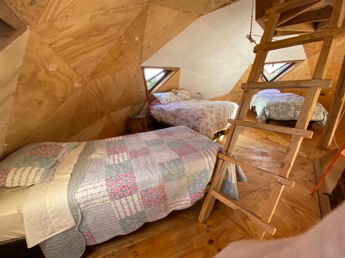Domo Conguillio Conecta Con Tu Energia Sagrada Junto Al Salto Truful Truful Con Una Vista Majestuosa Que Podras Disfrutar En Una Tinaja Una Experiencia Que Alineara Tu Espiritu Y Tu Energia Interior Vivelo メリペウコ エクステリア 写真