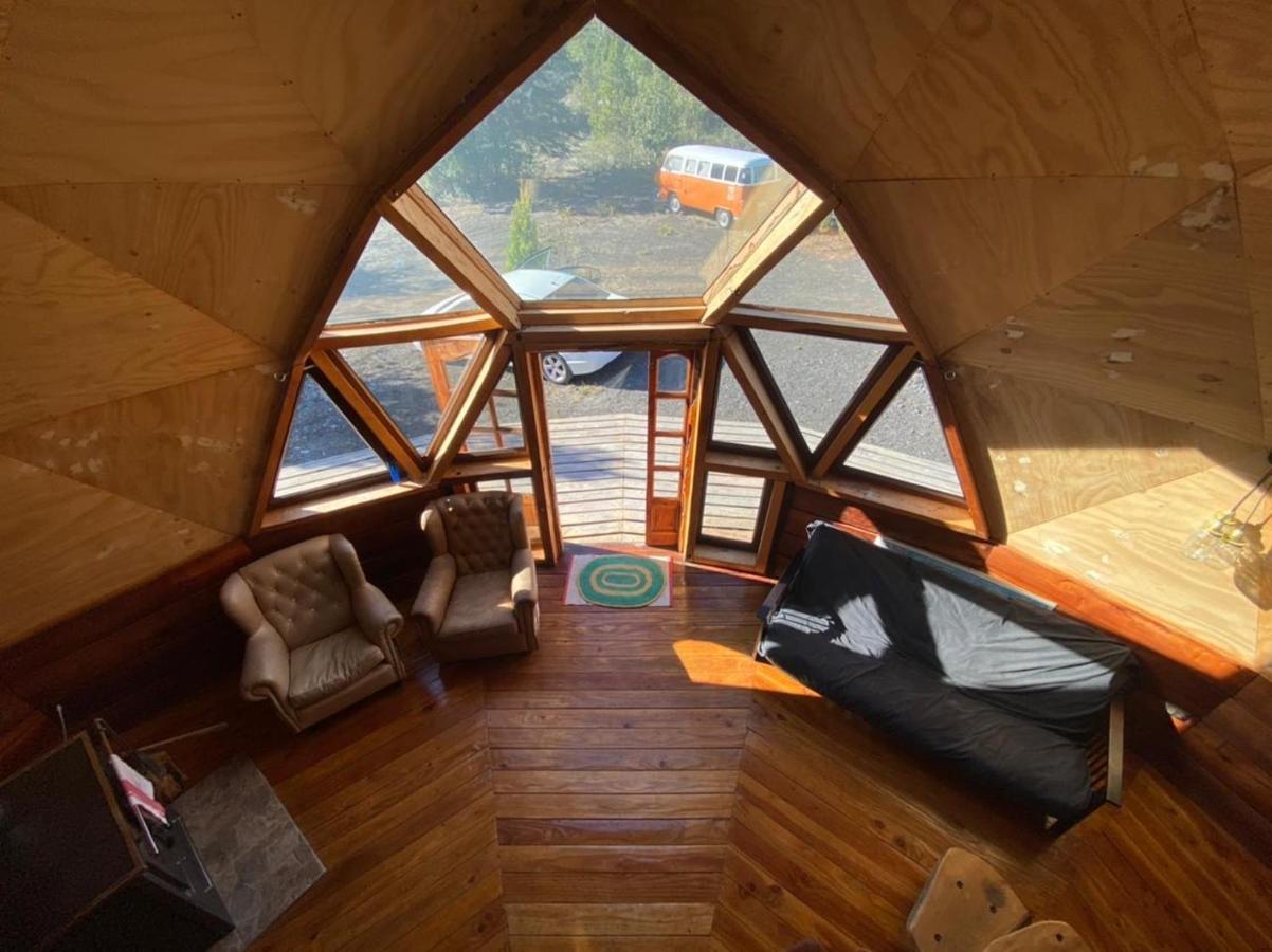 Domo Conguillio Conecta Con Tu Energia Sagrada Junto Al Salto Truful Truful Con Una Vista Majestuosa Que Podras Disfrutar En Una Tinaja Una Experiencia Que Alineara Tu Espiritu Y Tu Energia Interior Vivelo メリペウコ エクステリア 写真