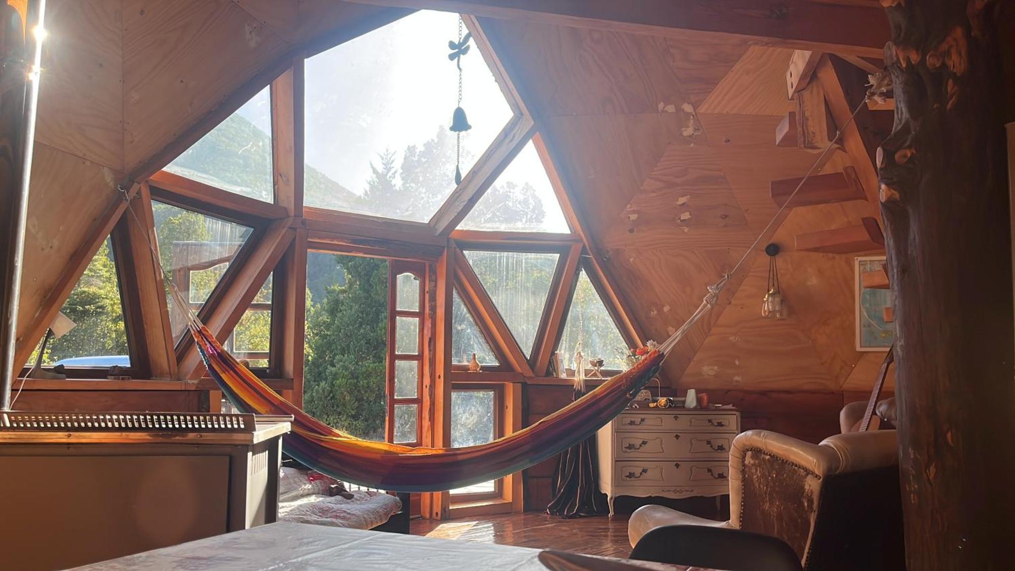 Domo Conguillio Conecta Con Tu Energia Sagrada Junto Al Salto Truful Truful Con Una Vista Majestuosa Que Podras Disfrutar En Una Tinaja Una Experiencia Que Alineara Tu Espiritu Y Tu Energia Interior Vivelo メリペウコ エクステリア 写真